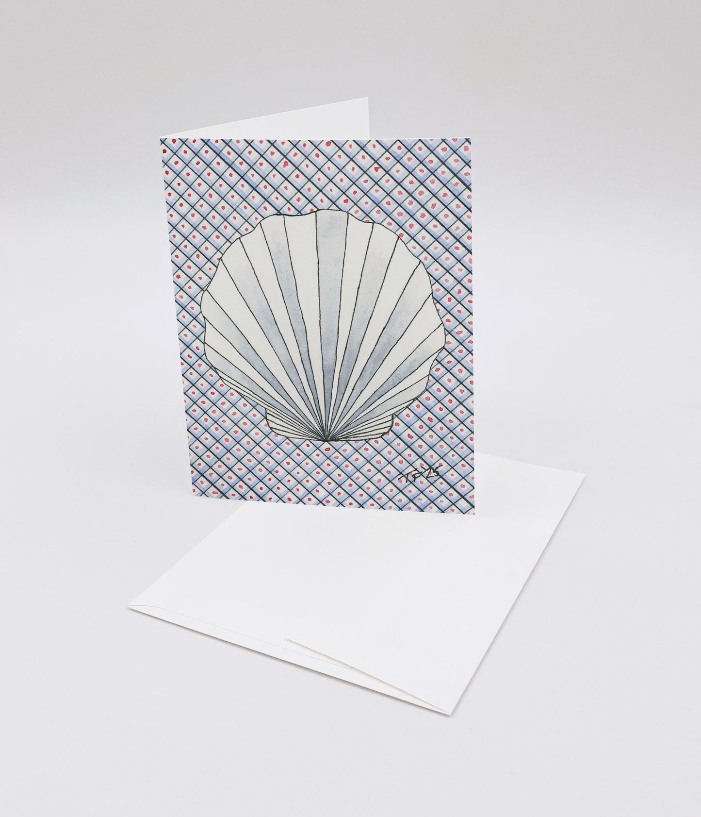 OC 016 Scallop Shell on Grid